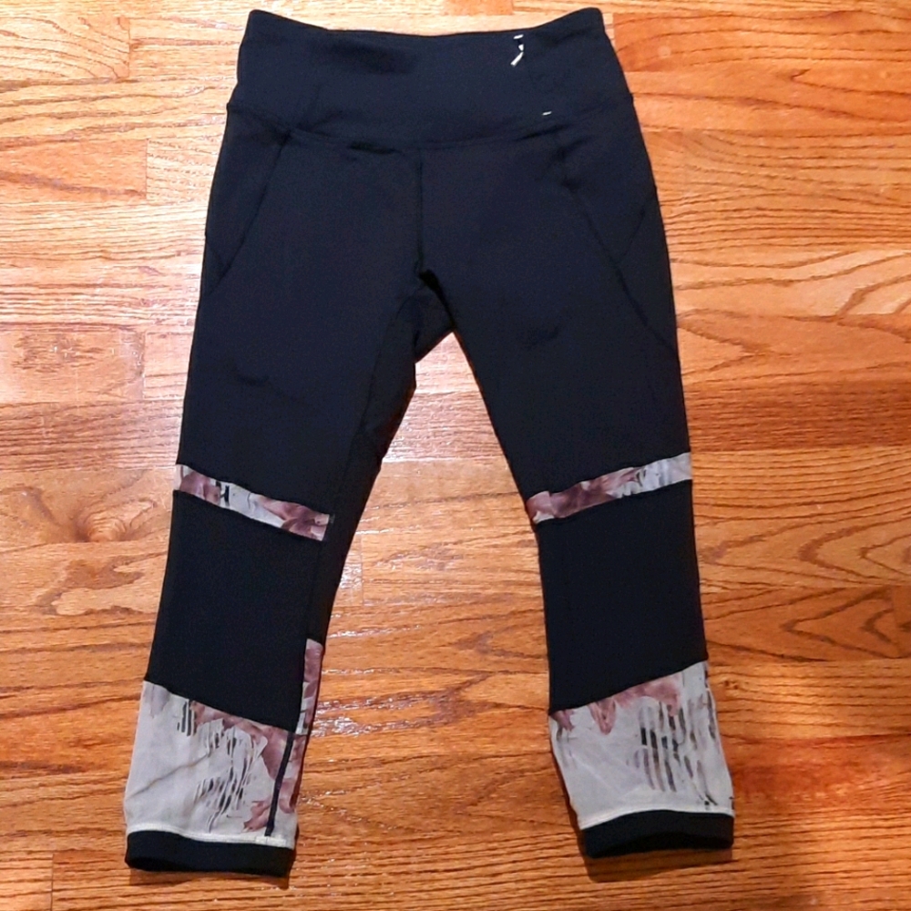 CALIA by Carrie Underwood  workout leggings